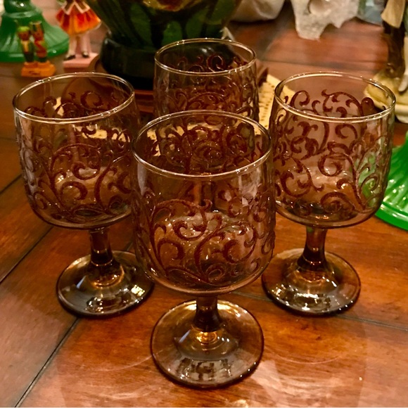 Vintage Libbey Glass Prado Tawny Brown Raised Scroll Wine Glass Set(4) USA 70's - Picture 1 of 8